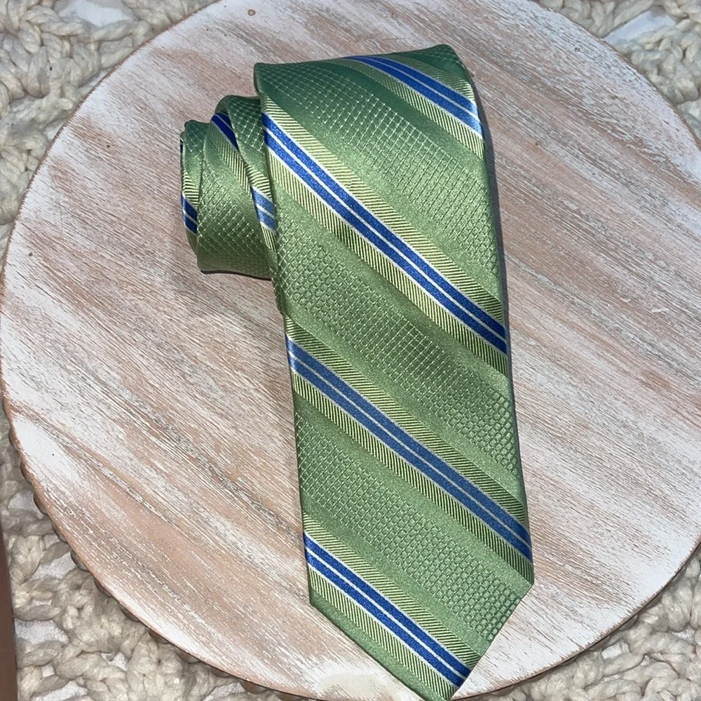 Michael Kors 100% Silk Men's Green Striped Necktie‎ Classic Business Formal Tie